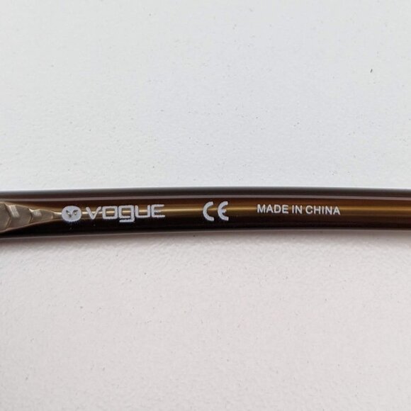 🕶️Vogue VO2373 Eyeglasses 49/15 135 /KAL325🕶️ - Picture 4 of 6